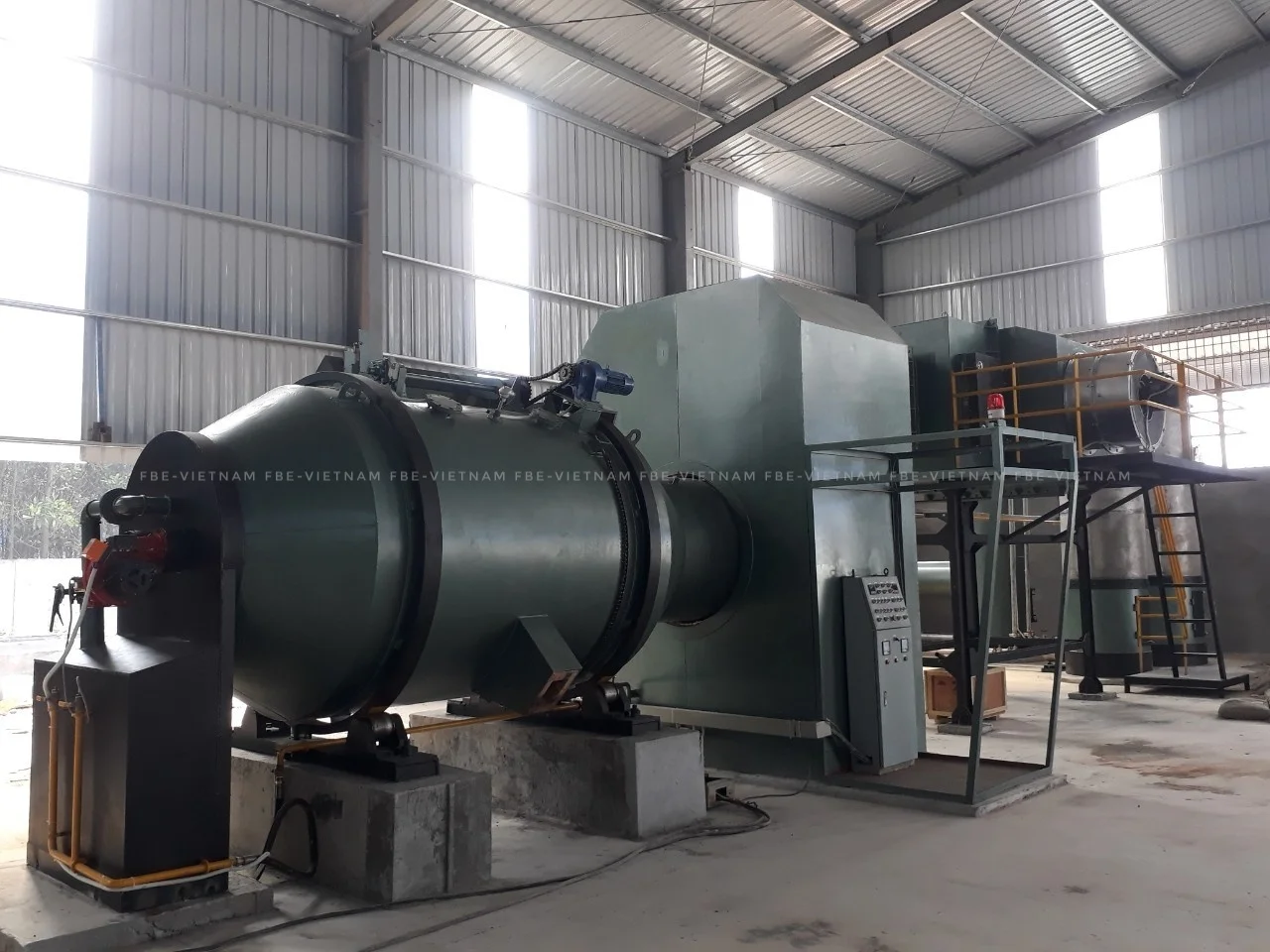 LÒ TÁI CHẾ KIM LOẠI BẰNG RÁC THẢI