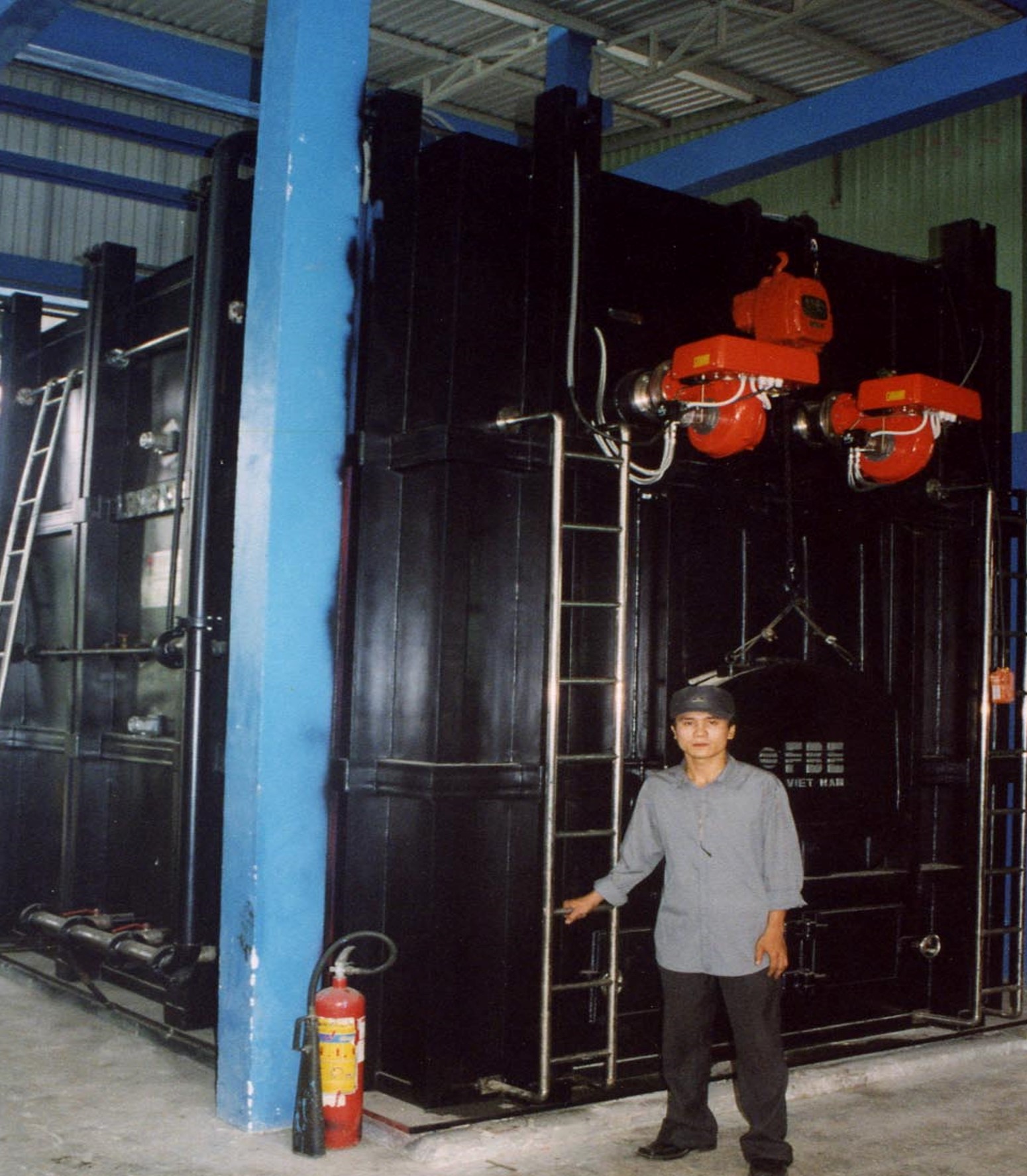 Lò đốt rác công nghiệp LODA-12V